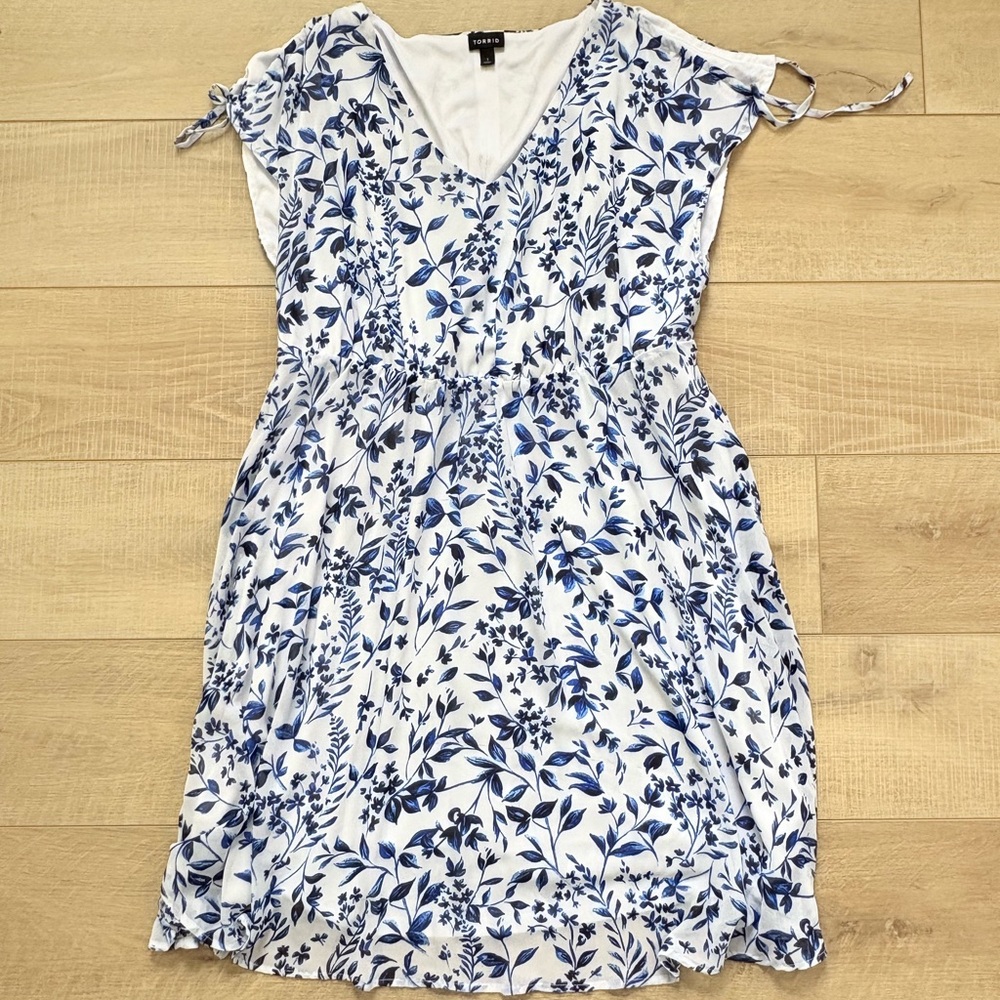 Torrid Blue and White Floral Top